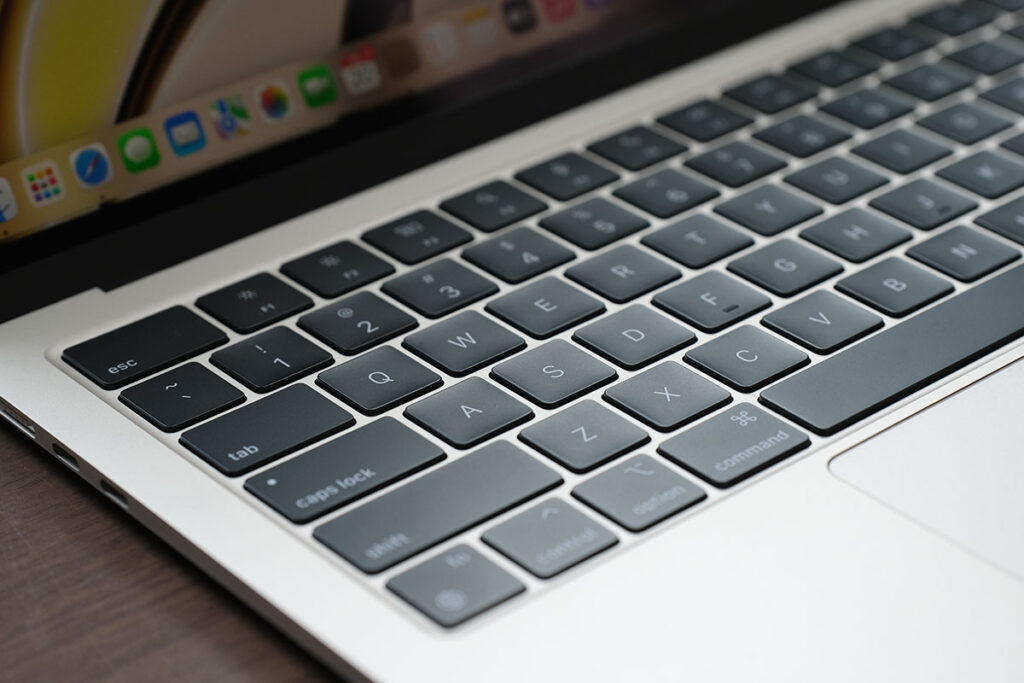 シザー構造のMagic keyboard