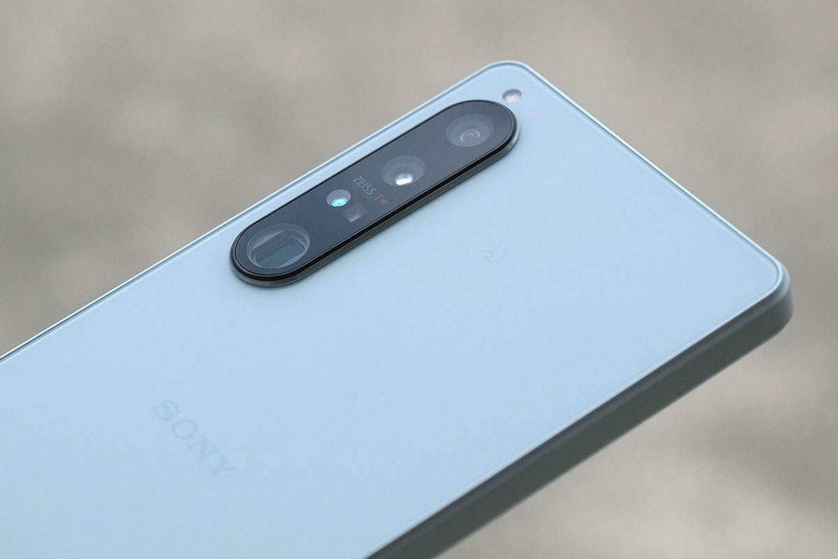 Xperia 1 IV 背面パネルの素材