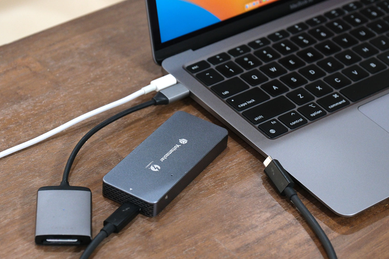 MacBook Air(M1)USB-Cポート