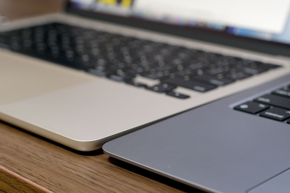 MacBook Air(M2)のパームレスト