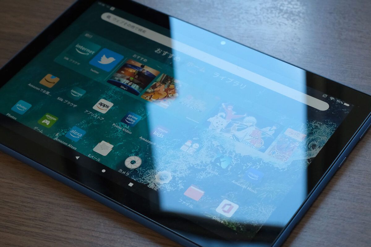 Fire HD 10 画面の光反射
