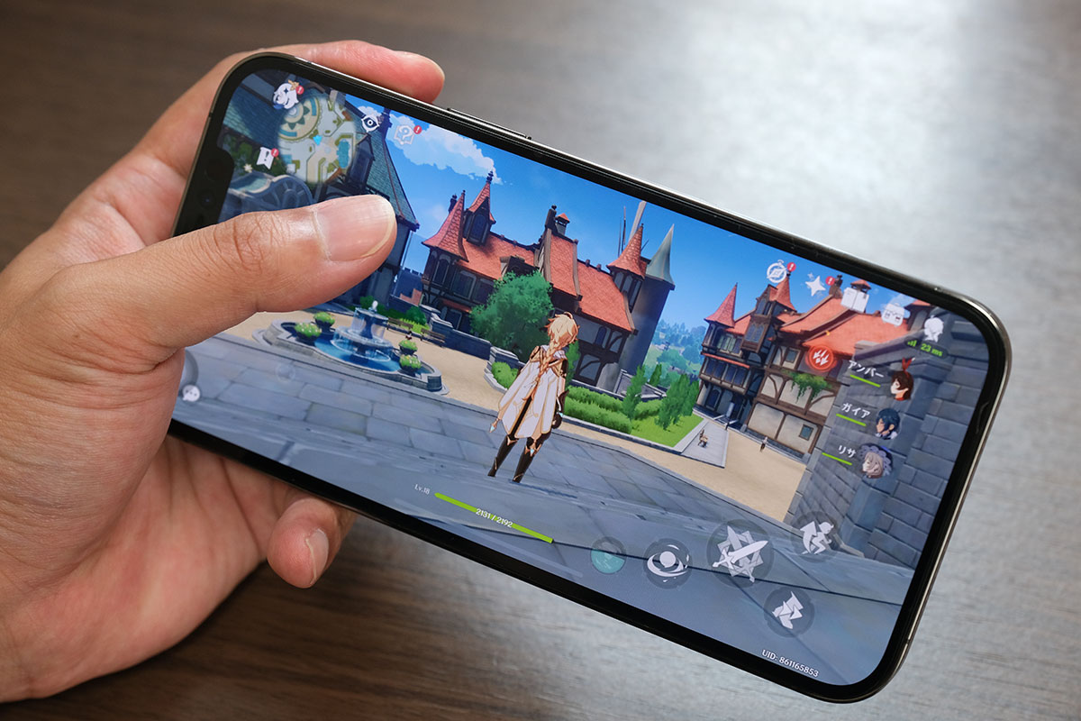 iPhone 12 Pro Maxで原神をプレイ