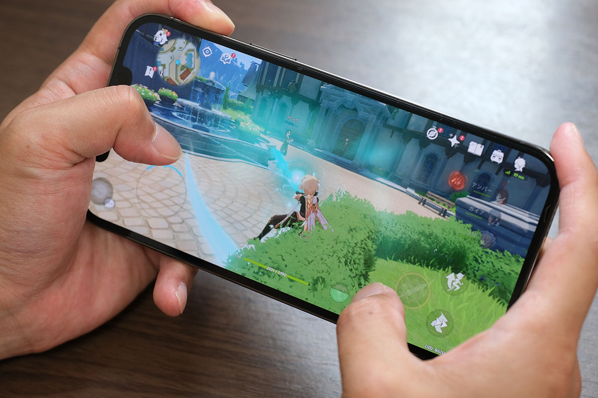iPhone 12 Pro Maxで原神をプレイ