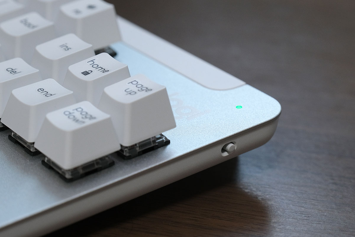Signature K855 電源スイッチ