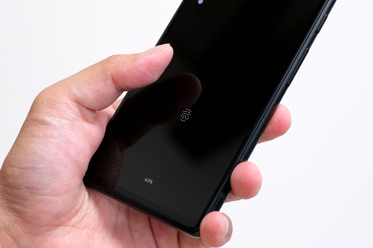 Pixel 6a 画面内指紋認証