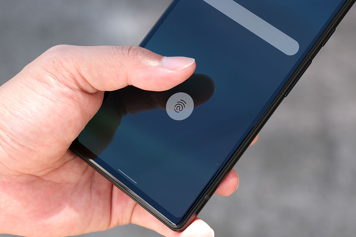 Pixel 6a 画面内指紋認証