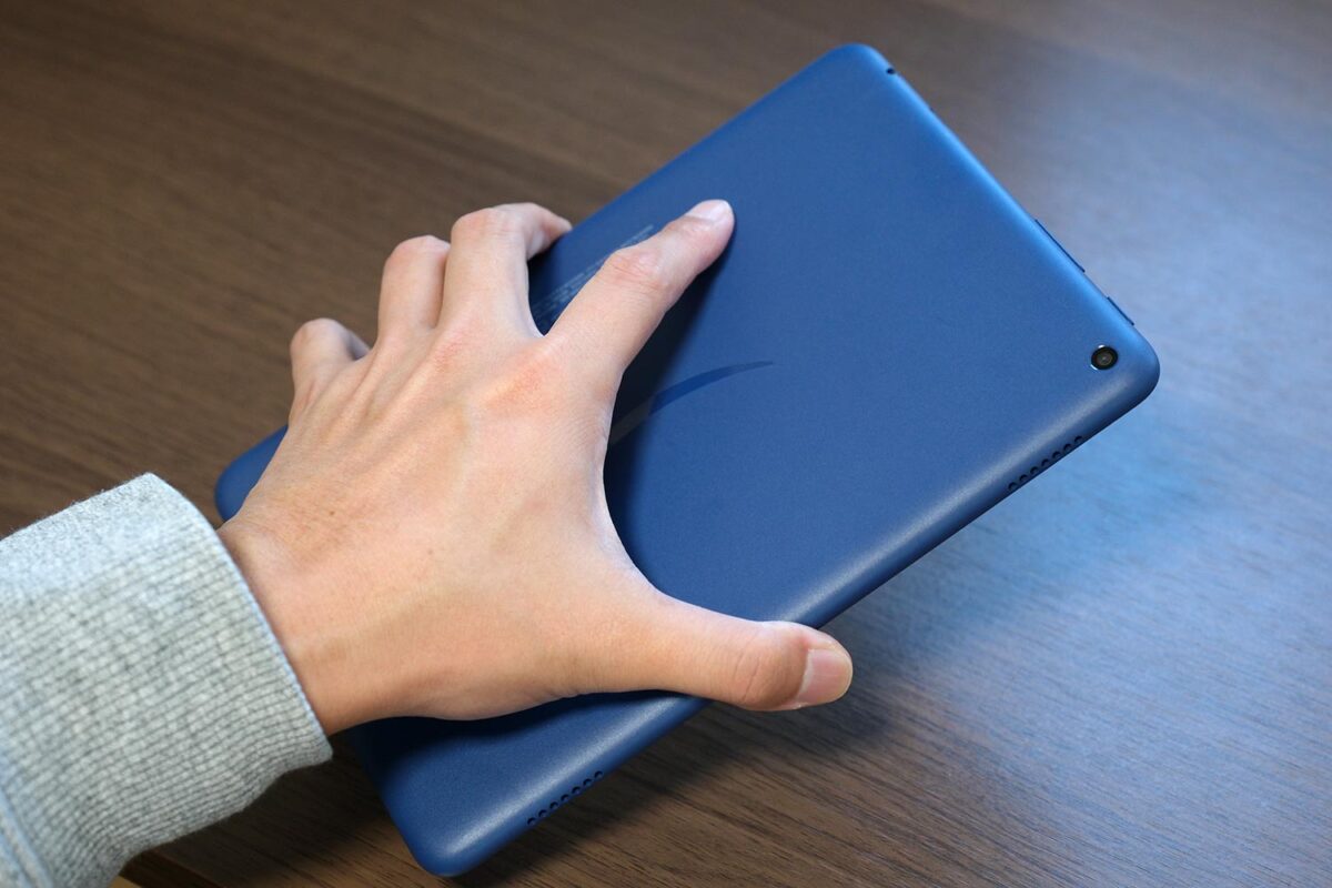 Fire HD 8(2022)サイズ感