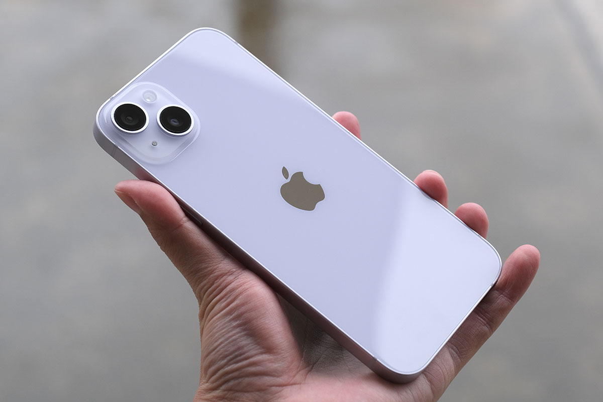 iPhone 14 Plusの背面デザイン