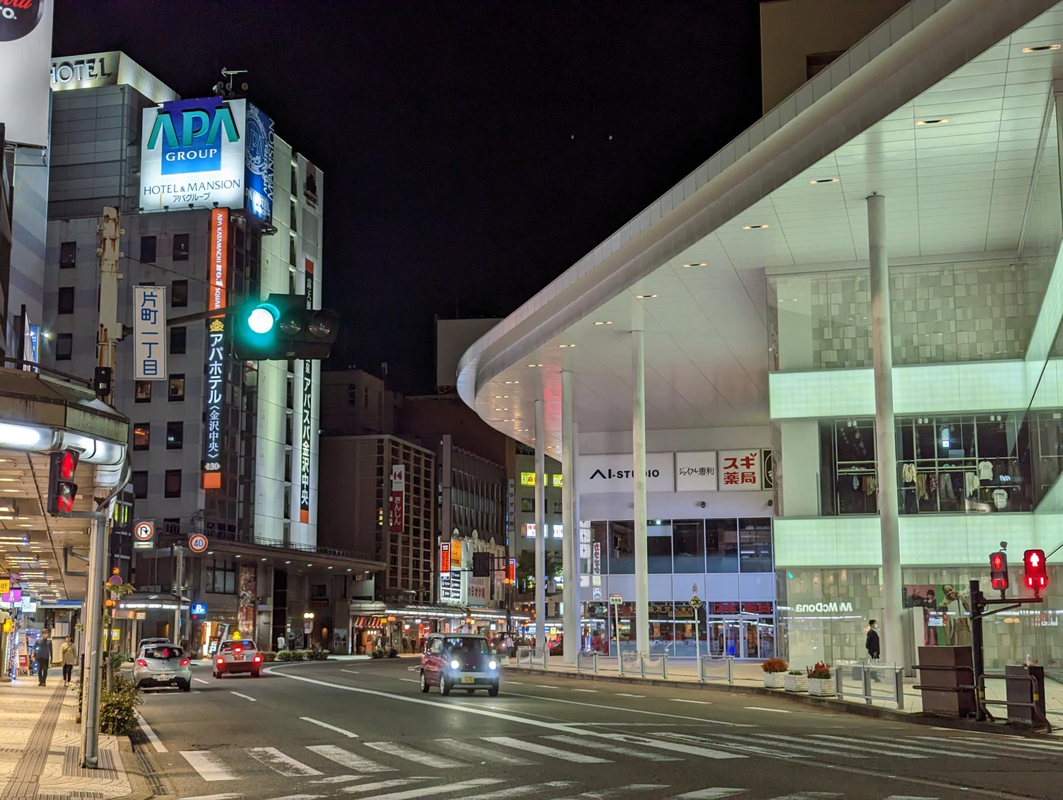 Pixel 7 Pro 広角カメラ×2 夜の街