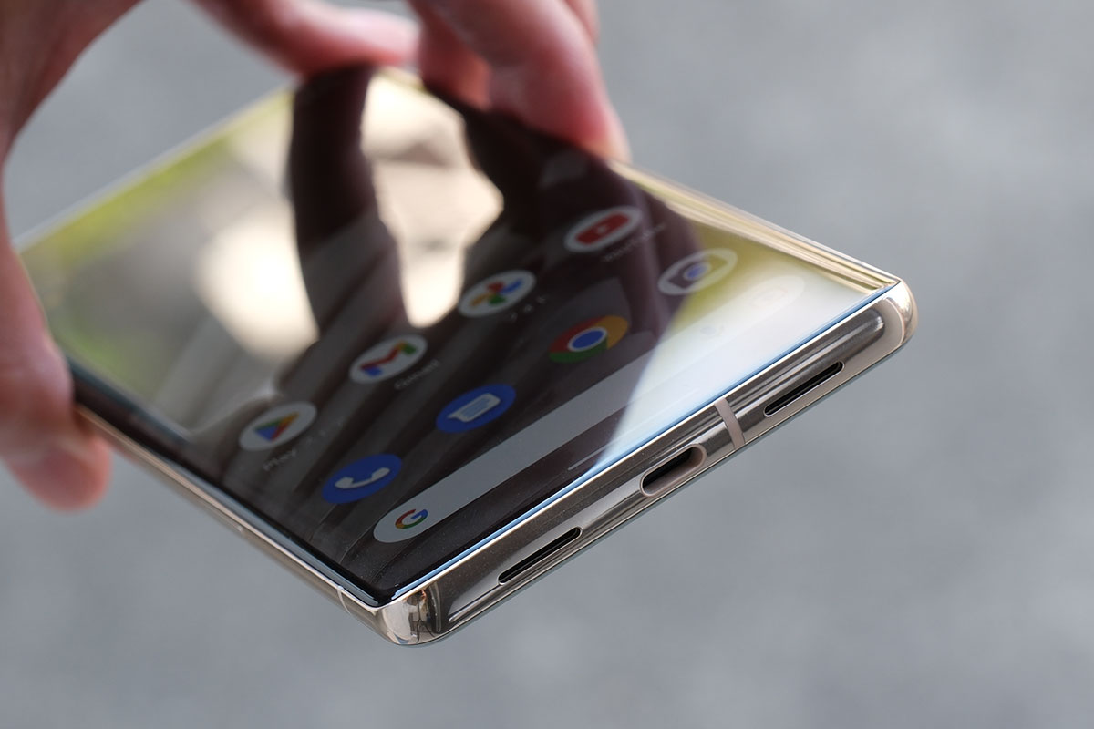 Pixel 7 Pro 本体下部