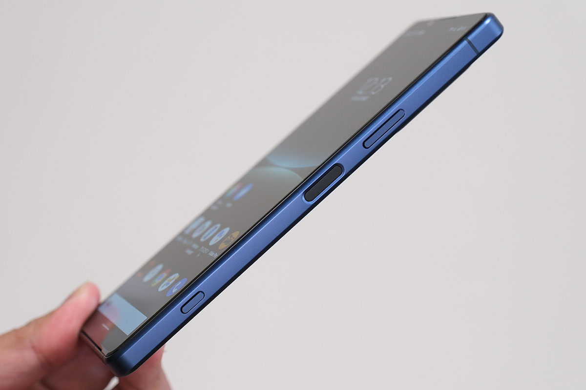 Xperia 5 IV 操作ボタン