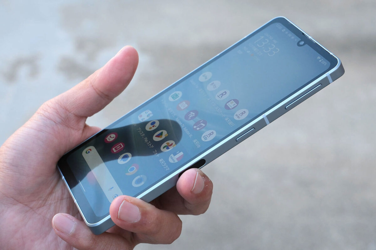 AQUOS sense7 ディスプレイ