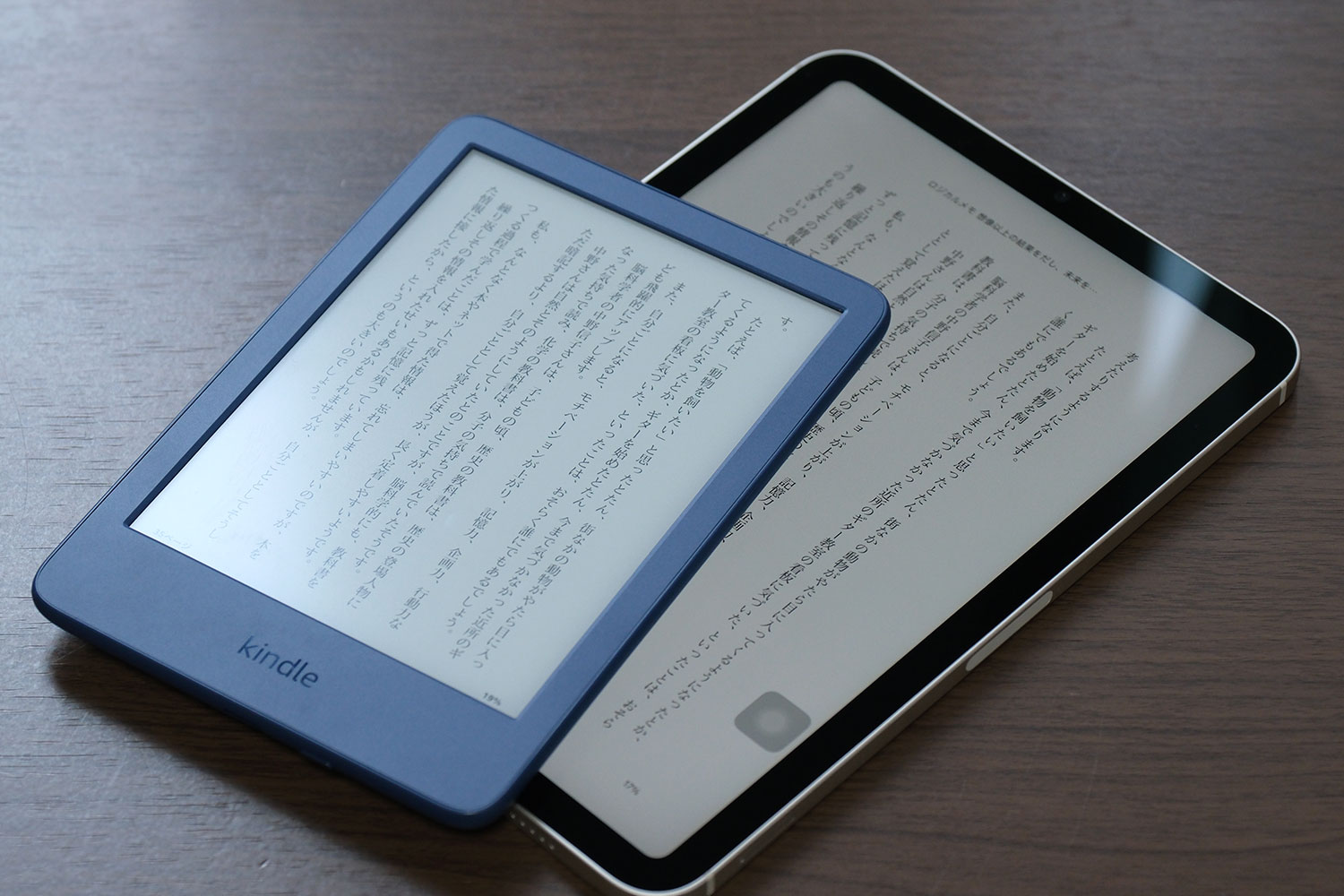 KindleとiPad mini 6