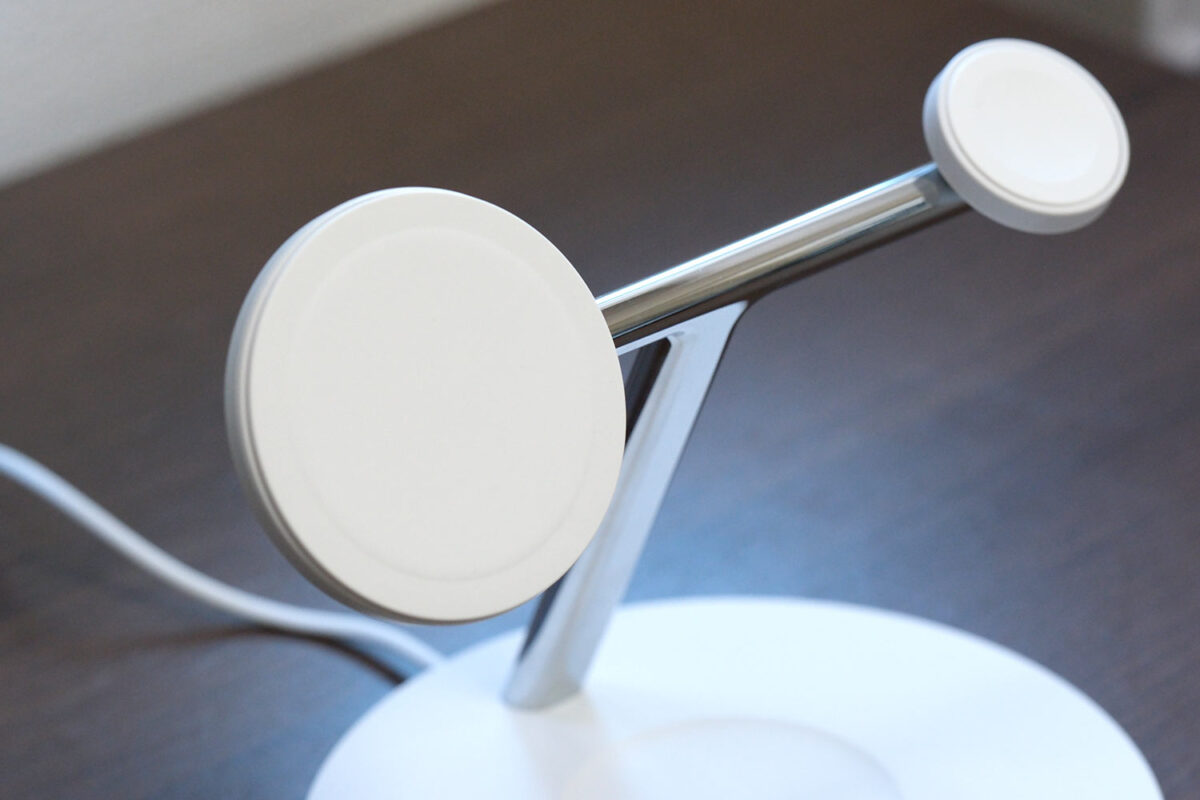 Belkin BOOST↑CHARGE PRO MagSafe 3-in-1 Wireless Charger 15W 充電パッド