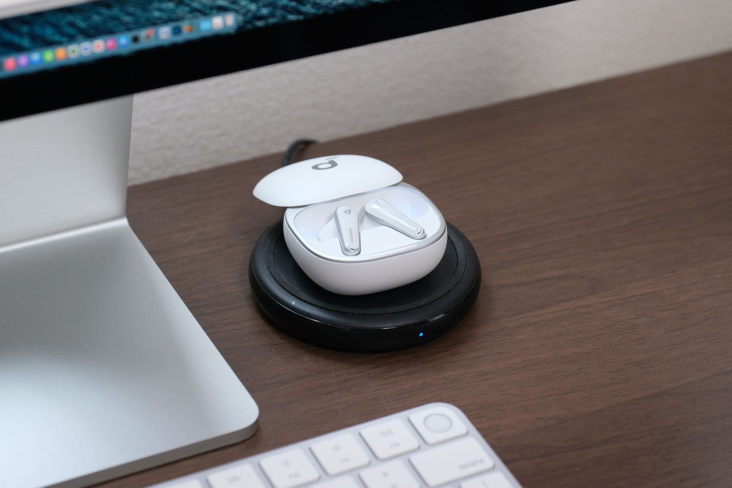 Soundcore Liberty 4 ワイヤレス充電に対応