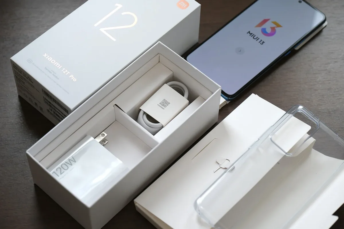 Xiaomi 12T Pro 同梱品一式