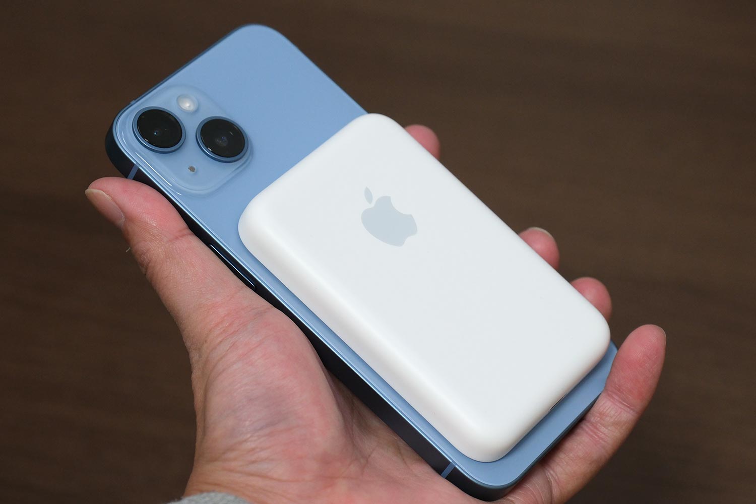 MagSafeバッテリーパック + iPhone 14