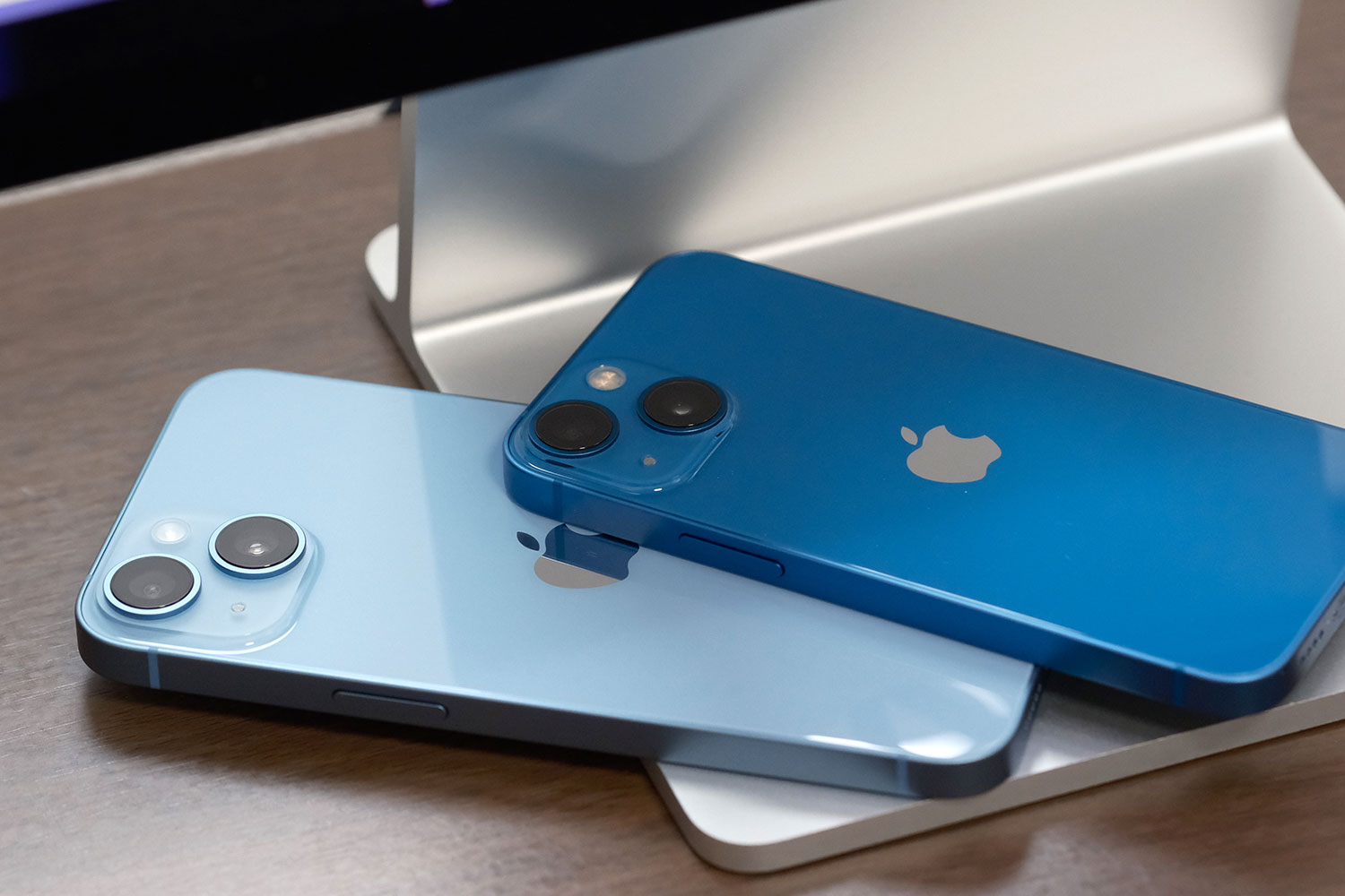 iPhone 14とiPhone 13 mini