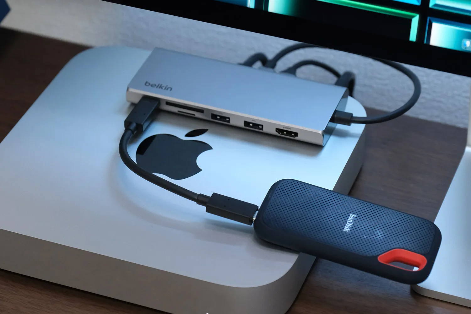 Mac miniにハブを接続して使う