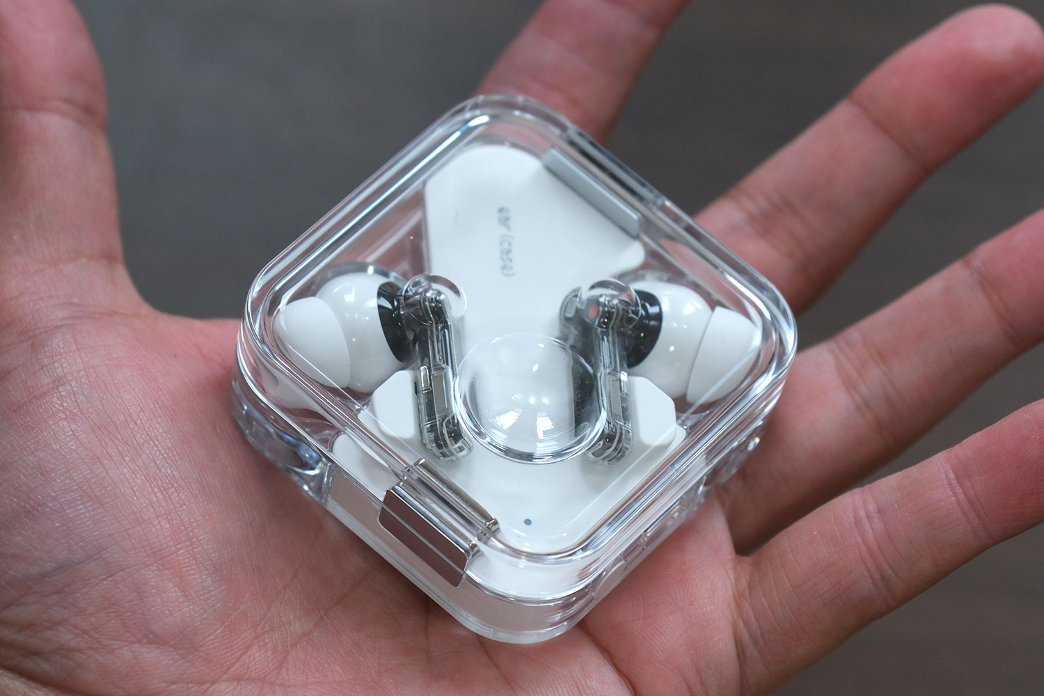 Nothing Ear(2) 充電ケースのサイズ感