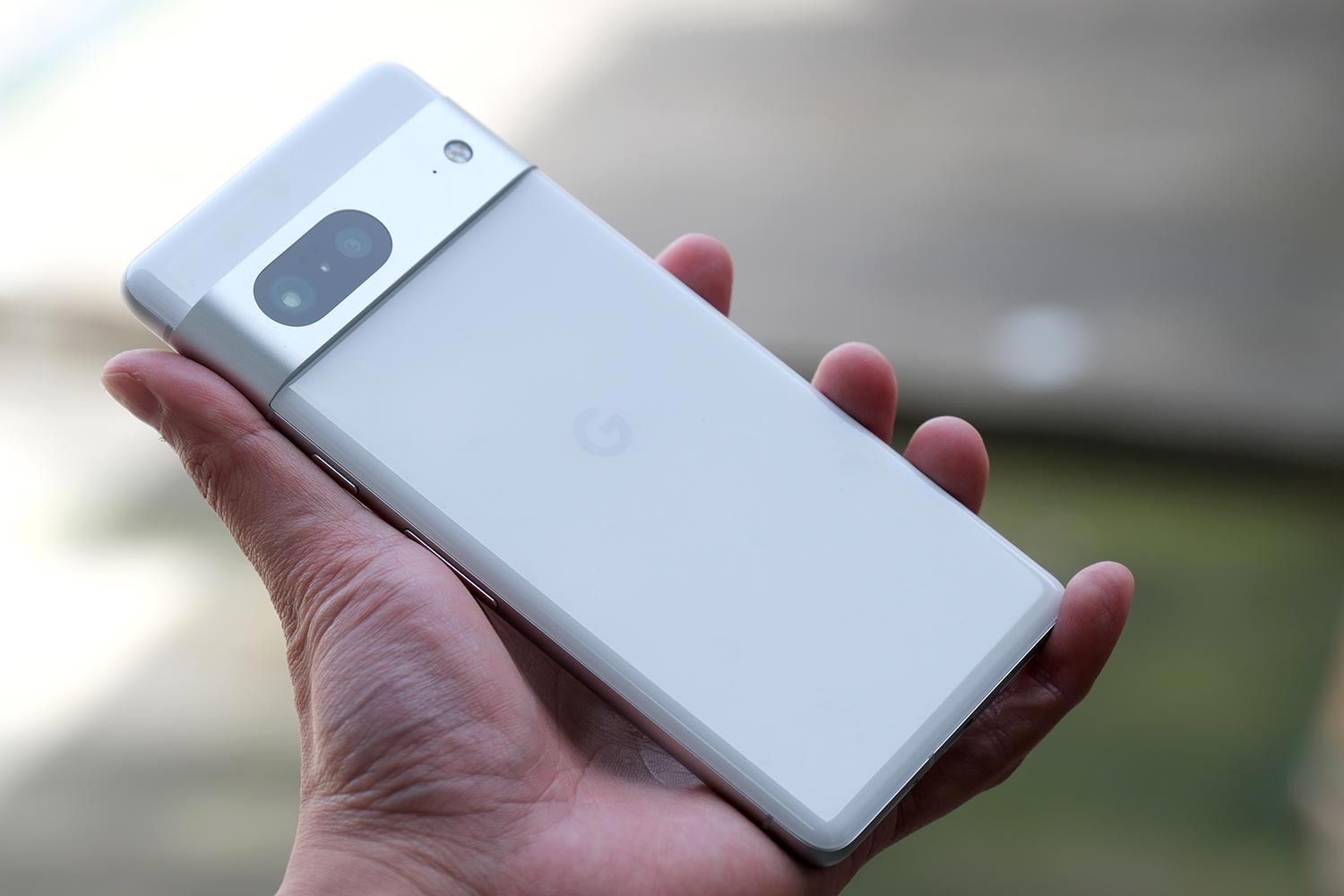 Pixel 7 背面デザイン