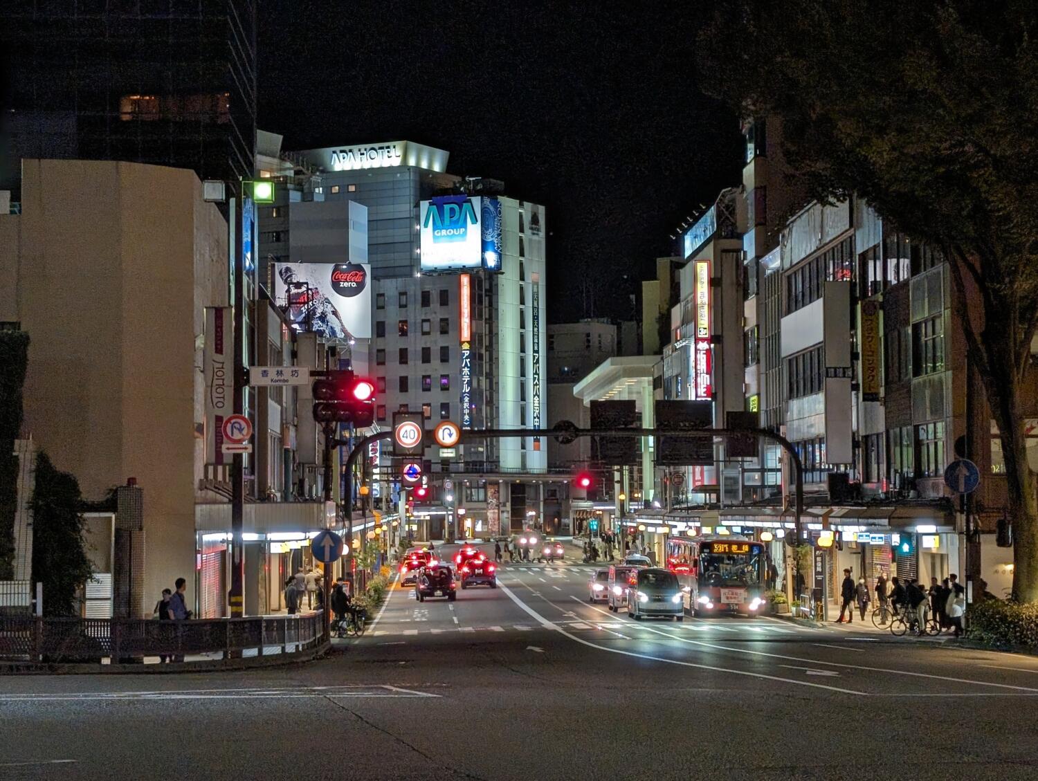 PIxel 9 Pro 広角×4 :夜の街