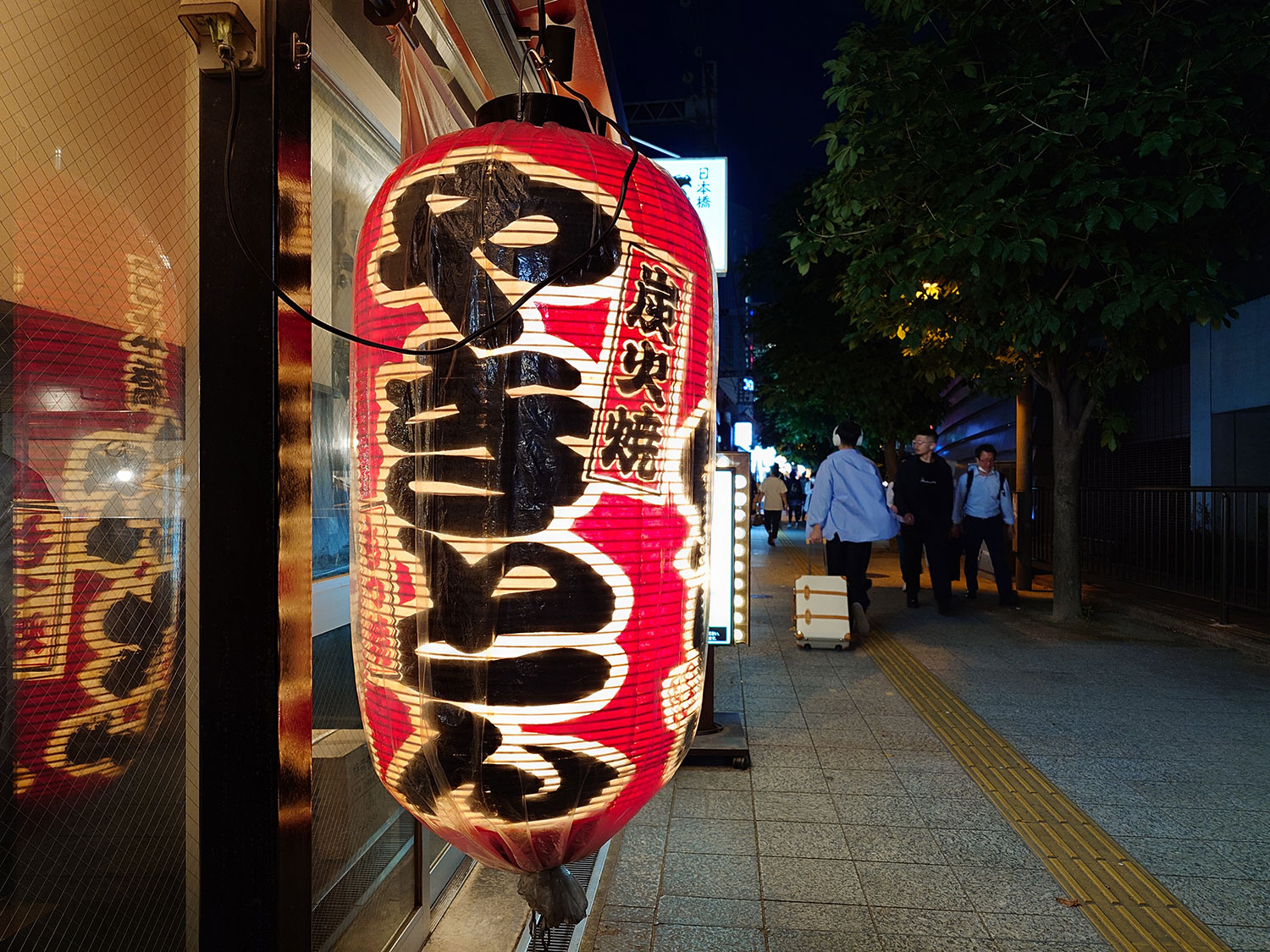Xperia 1 V 広角×1 提灯を撮影