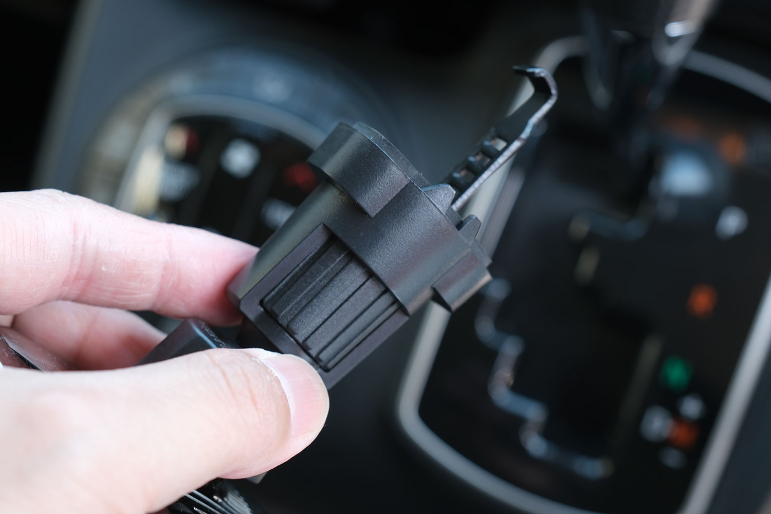 MagEZ Car Mount Pro フックを伸ばす