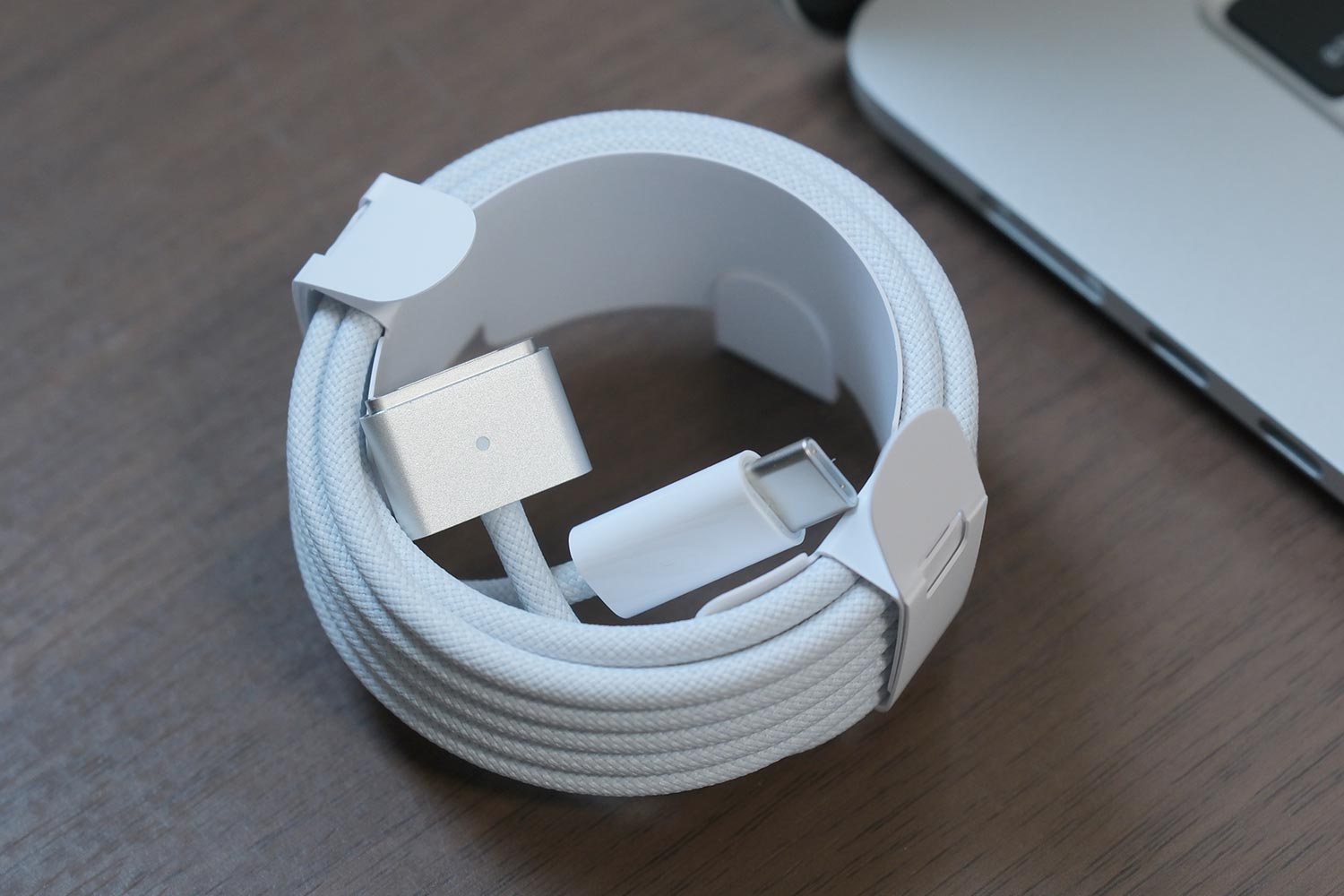 MagSafe 3 充電ケーブル