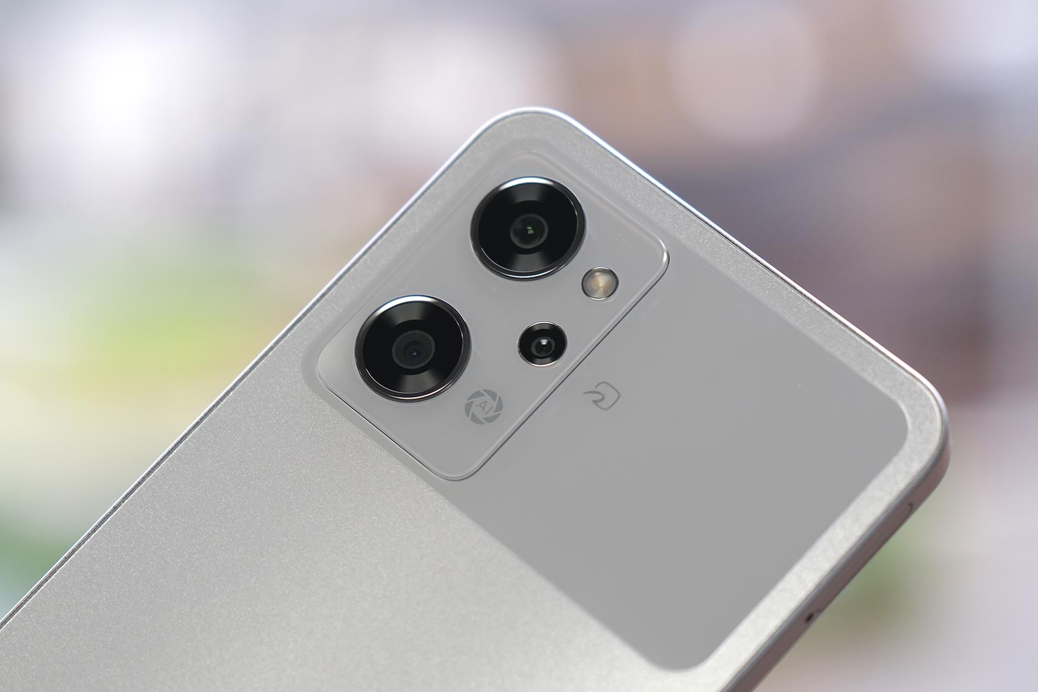 OPPO Reno9 A リアカメラ