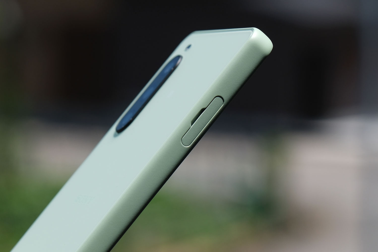 Xperia 10 V カードスロット