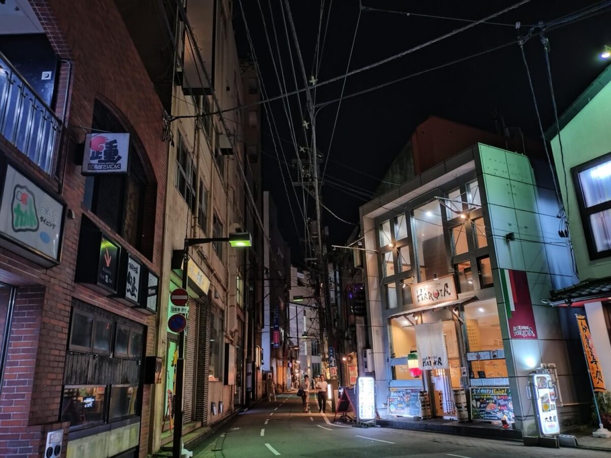 Xperia 10 V ナイトモードで街を撮影