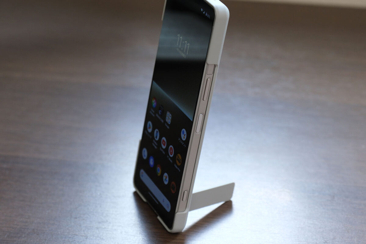 Xperia 1 V ケース 縦置き