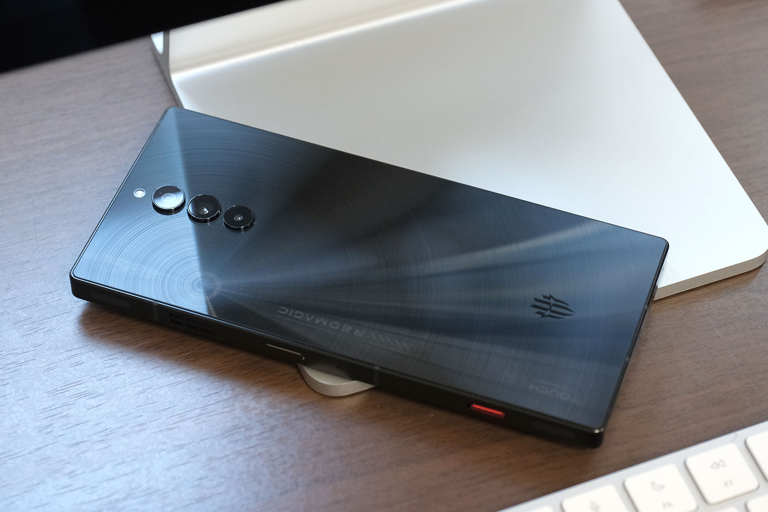 REDMAGIC 8S Pro