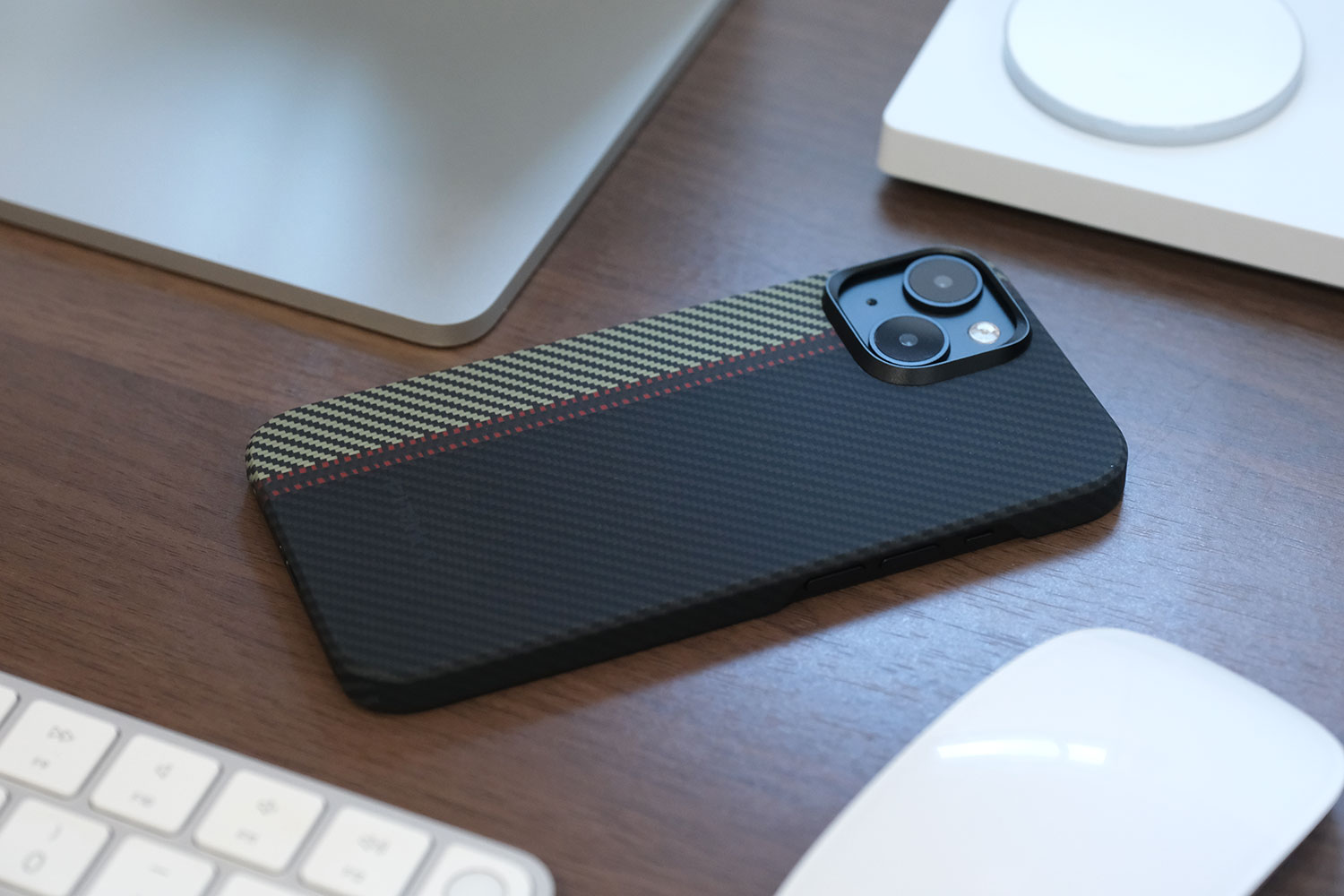 PITAKA MagEZ Case4