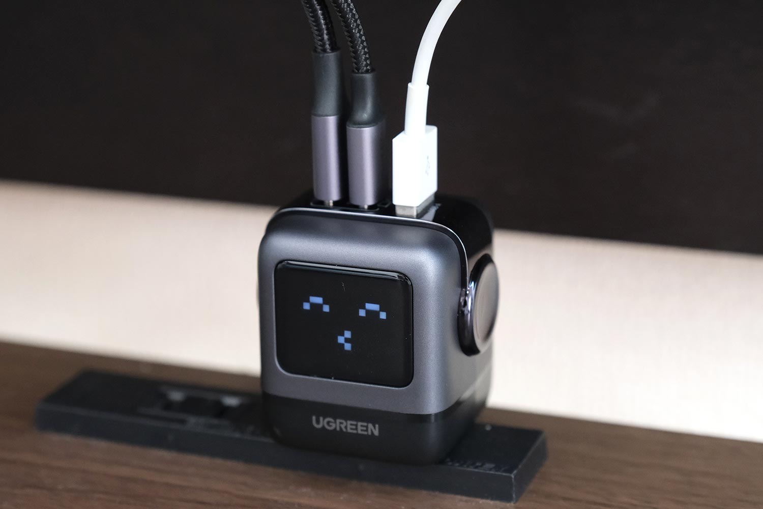 UGREEN Nexode RG 65W 3端末を同時充電
