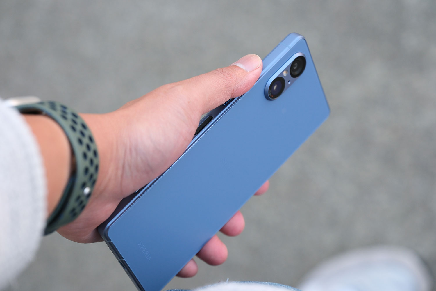 Xperia 5 V サイズ感