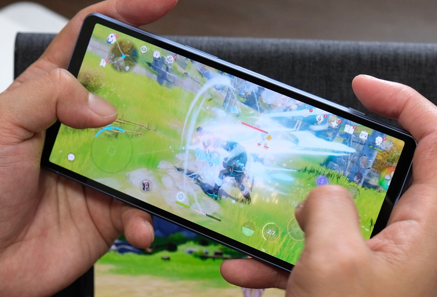 Xperia 5 Vで原神をプレイ