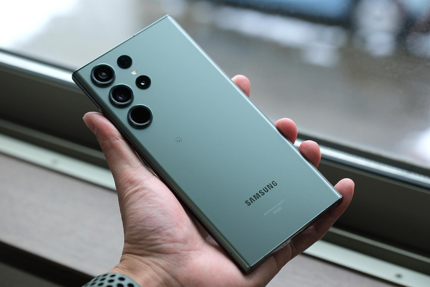 Galaxy S23 Ultra 背面パネル