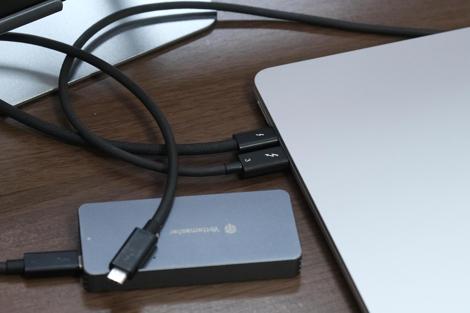 MacBook Air(M3)ポート不足