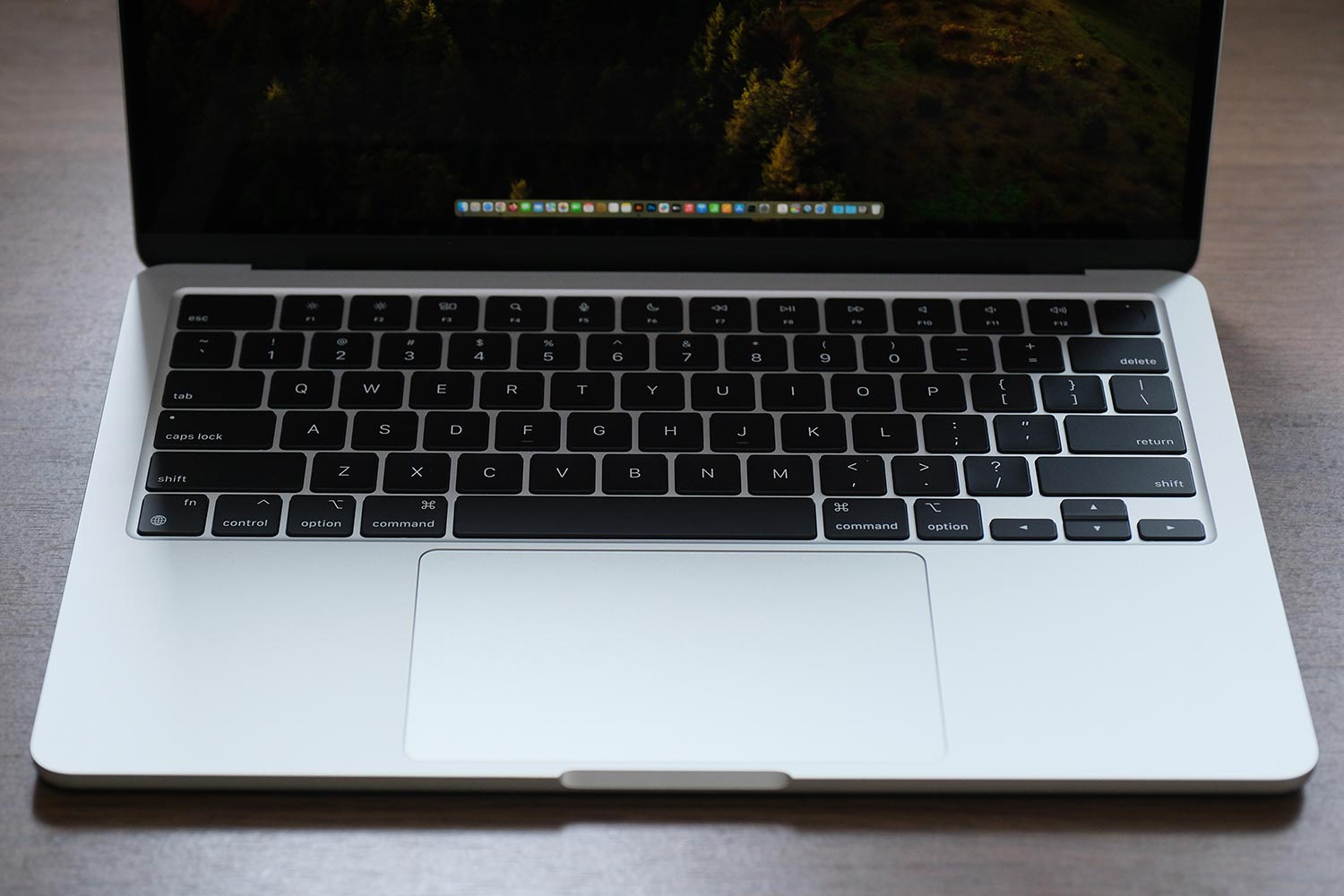 MacBook Air(M3)キーボードとトラックパッド