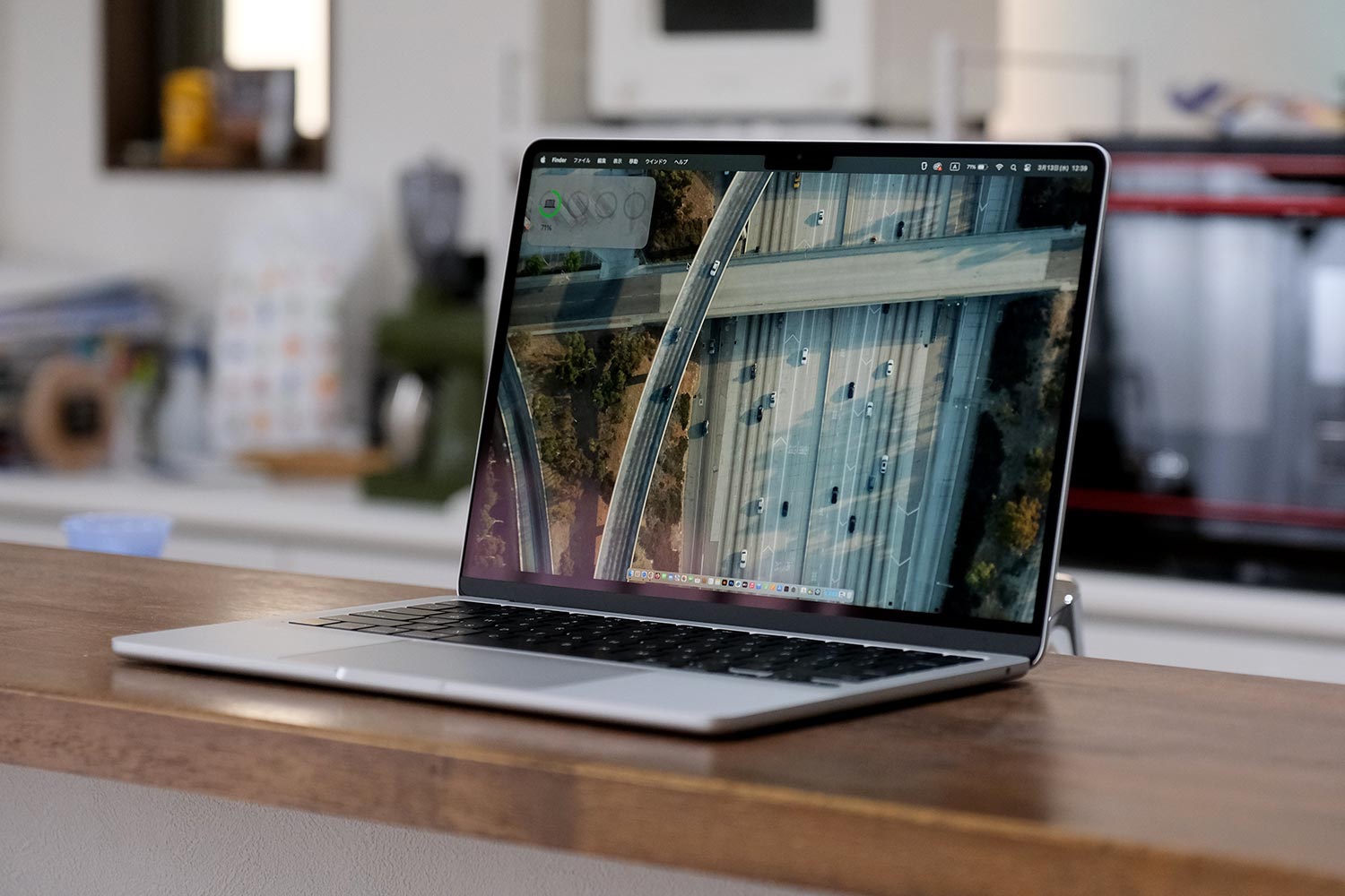 MacBook Air M3 正面