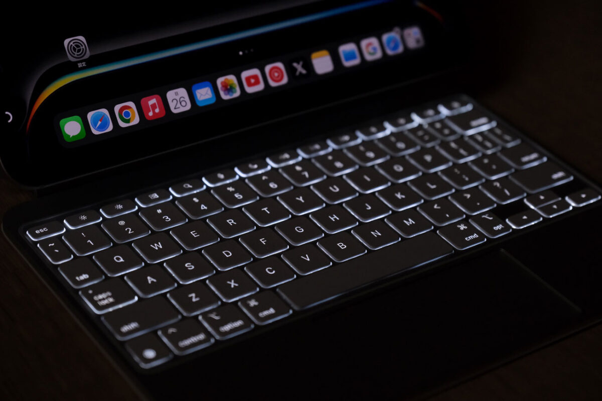 Magic Keyboard バックライト