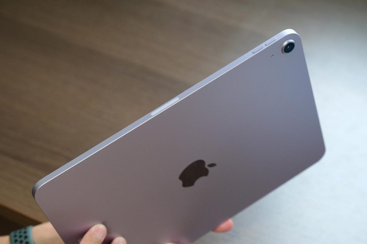 iPad Air(M2)のApple Pencil 充電パッド