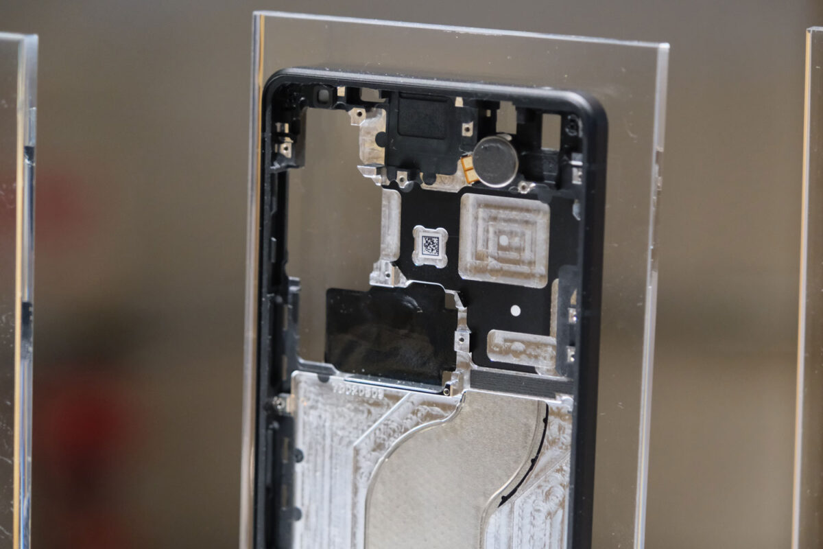 Xperia 1 VI 内部構造