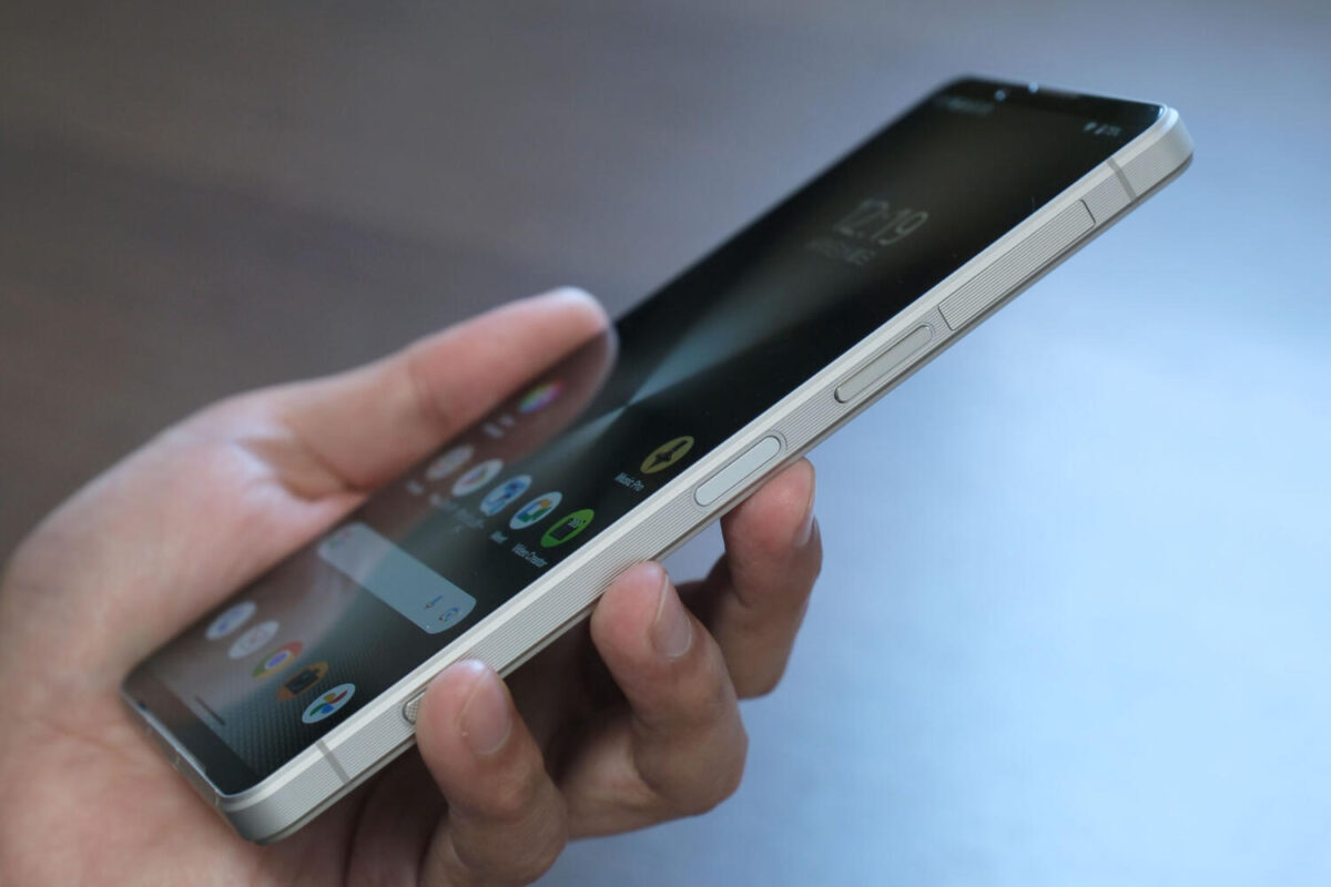 Xperia 1 VI 操作ボタン