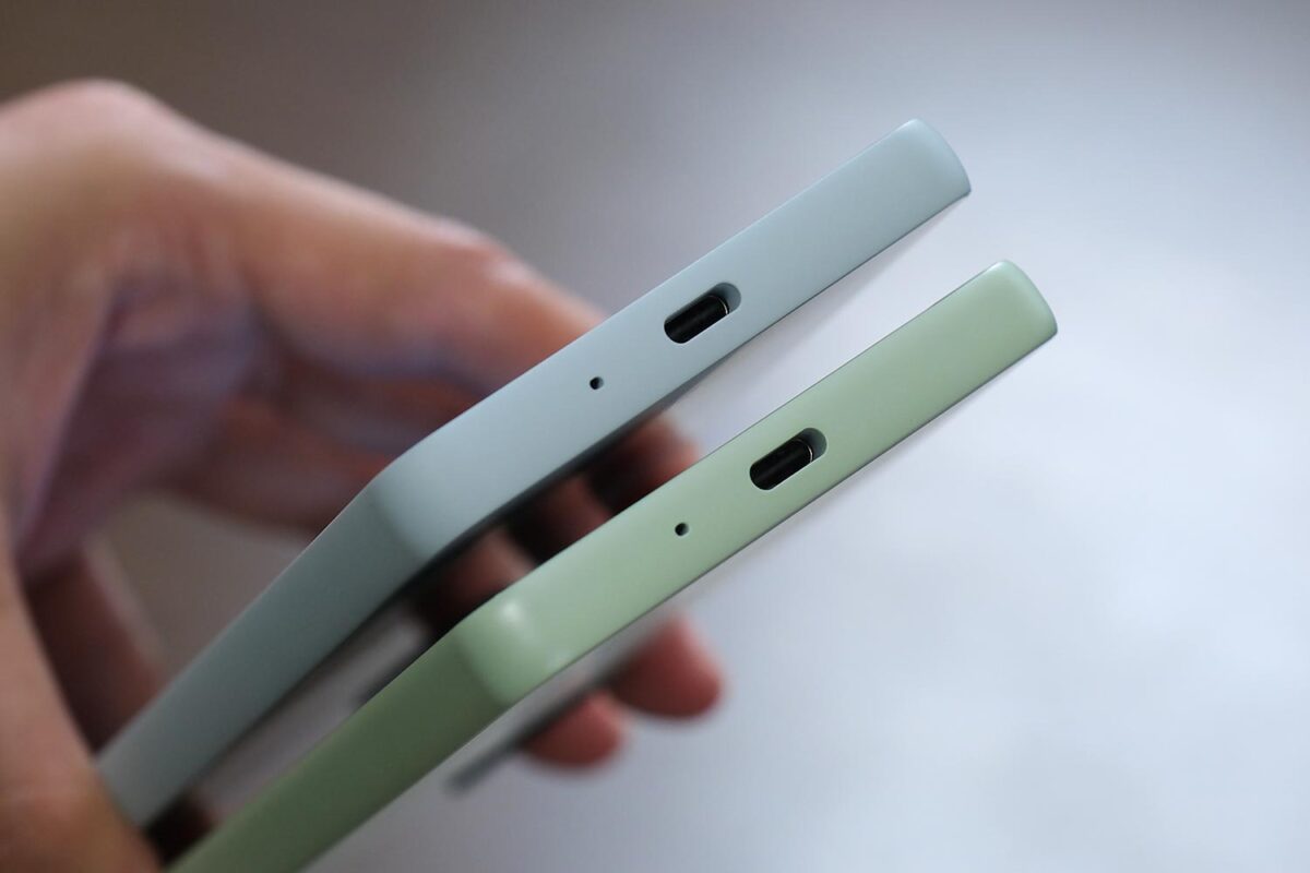 Xperia 10 VI vs Xperia 10 V  本体下側