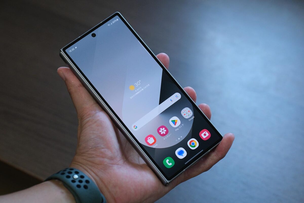 Galaxy Z Fold6 折り畳んだ状態