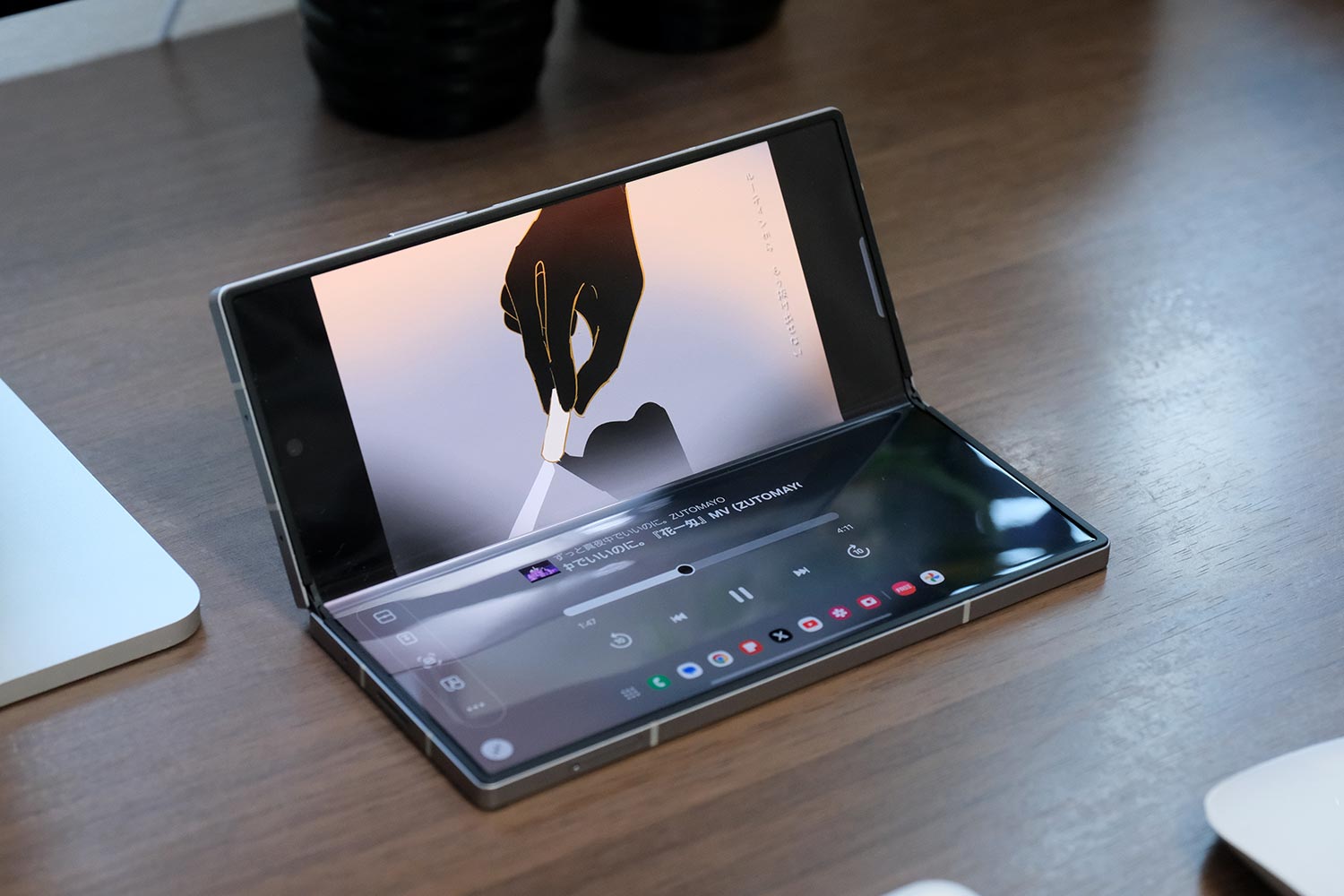 Galaxy Z Fold6 動画視聴