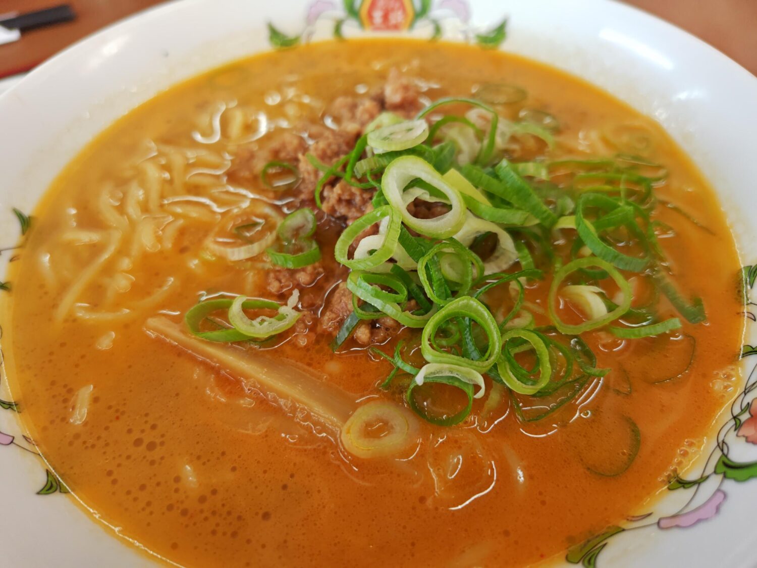 AQUOS R9(広角×1):ラーメン